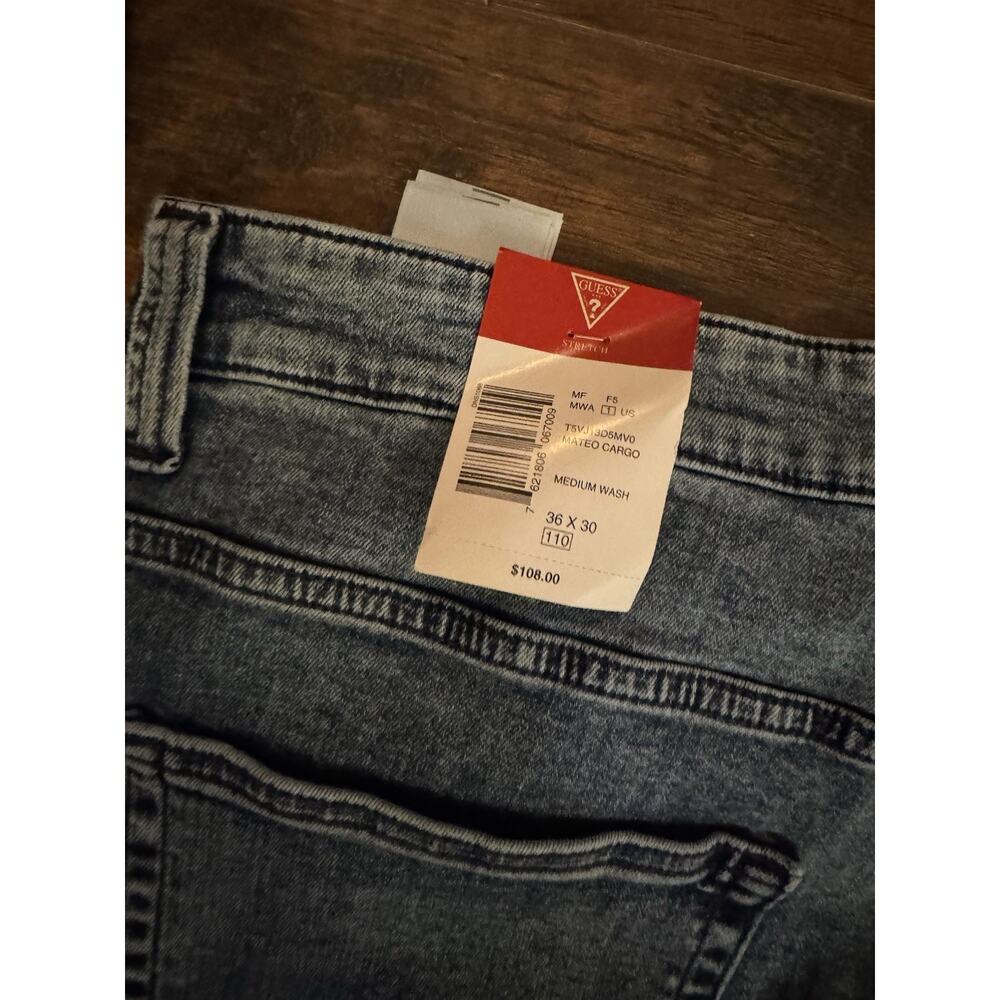 GUESS Jeans Mens 36x30 Mateo Cargo Pants Stretch Medium Wash Denim Blue NWT - Picture 3 of 13